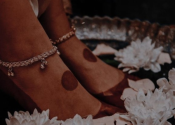 कू-ब-कू फैल गई बात शनासाई की: परवीन शाकिर की ग़ज़ल